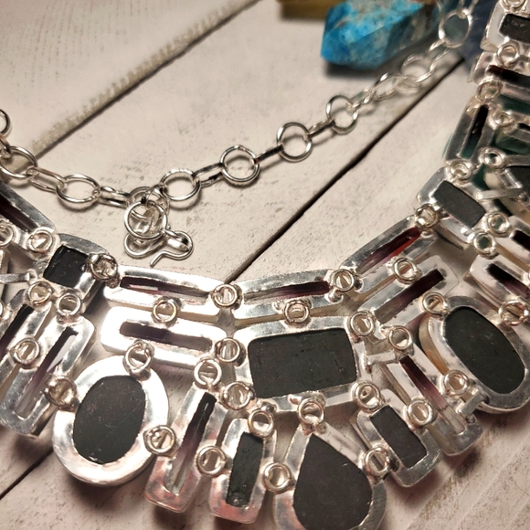 Tourmaline statement necklace - Picture 5 of 8